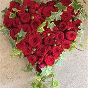 Red Rose Heart 15-06-2020 21 01 40